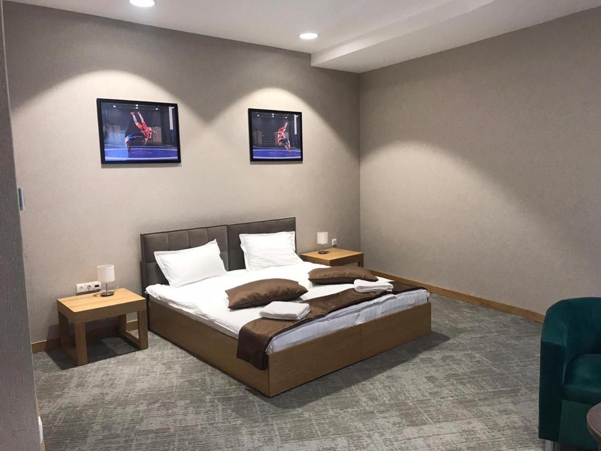 Jj Hotel Астана Екстер'єр фото