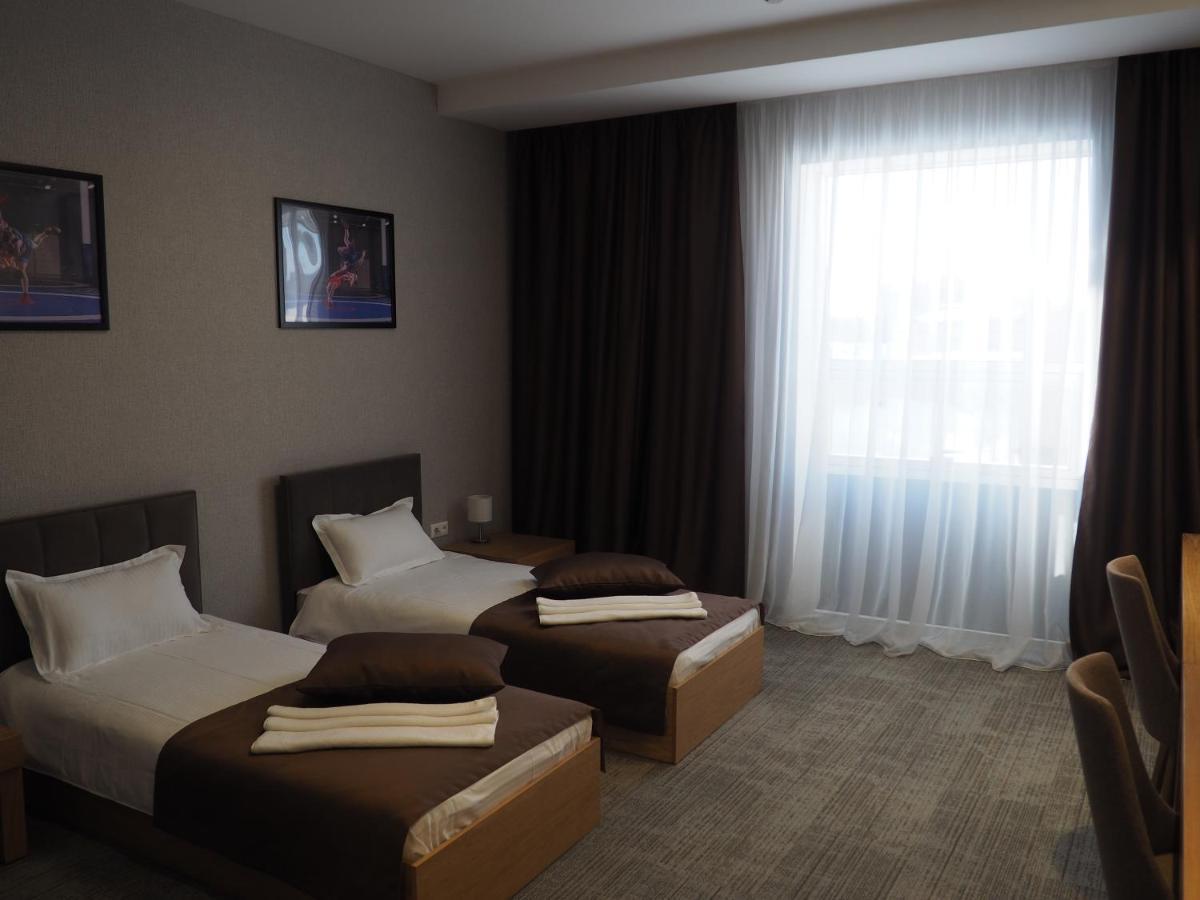 Jj Hotel Астана Екстер'єр фото