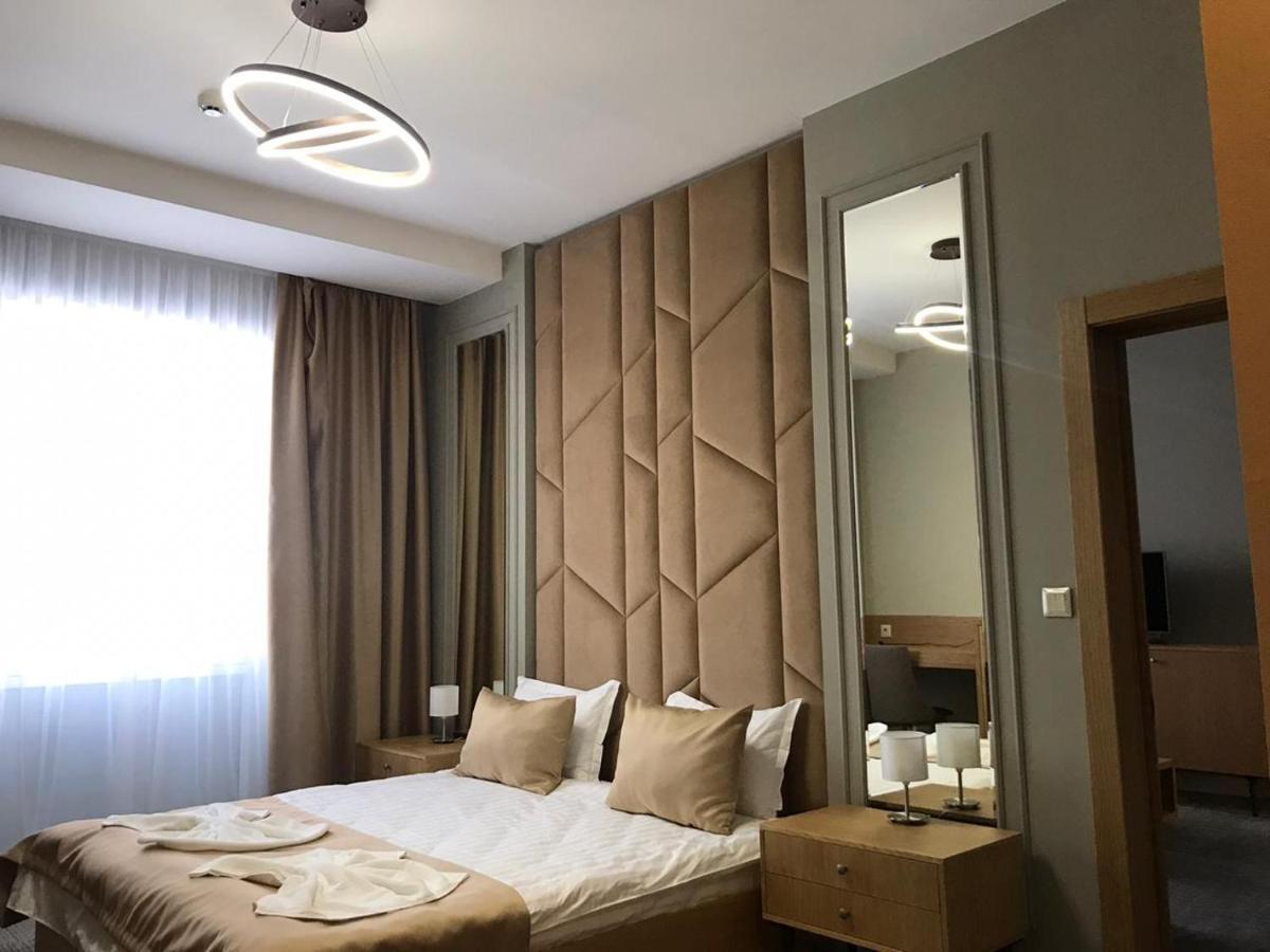 Jj Hotel Астана Екстер'єр фото
