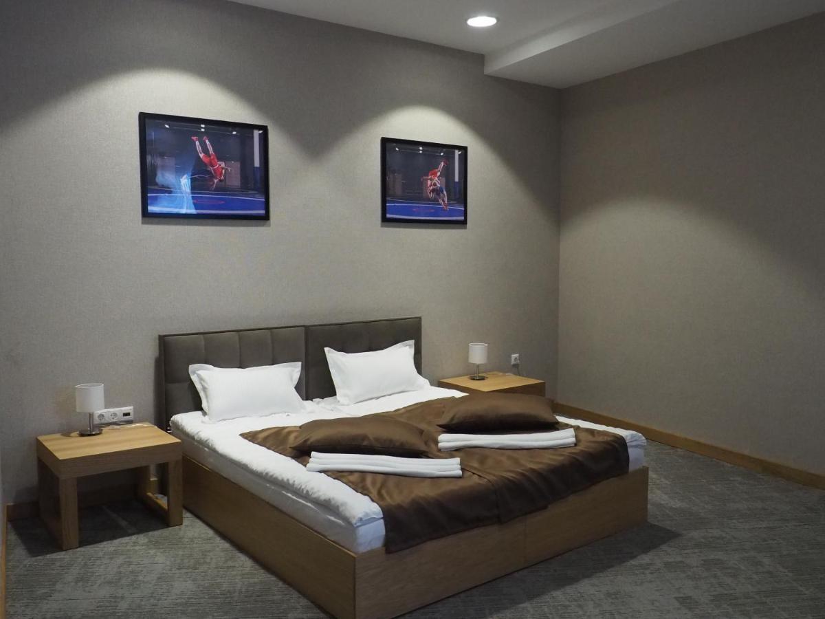 Jj Hotel Астана Екстер'єр фото